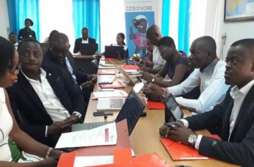 Article : Renforcer les compétences des jeunes politiques ivoirien en communication digitale